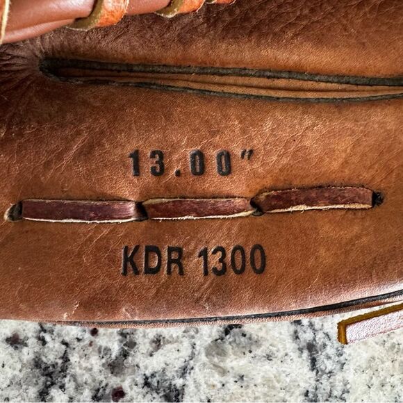 Nike, Diamond Ready, KDR 1300 13" Authentic Leather Men's Brown Softball Mitt - Picture 3 of 6